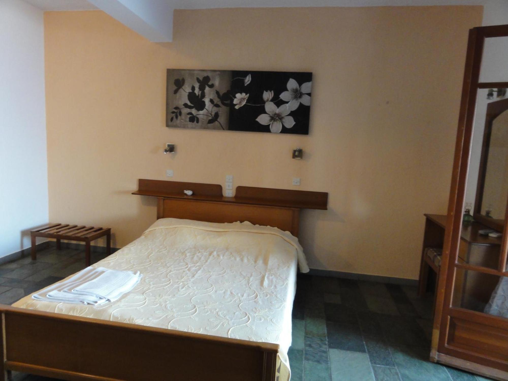 Captain George'S Apartments Patitiri  Ruang foto